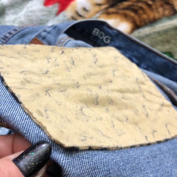 BDG jeans. Absolutely gorgeous and comfortable. Size 30 W. measurements on pics - Picture 16 of 17